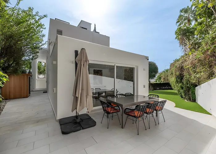 Villa Casa Blanca *